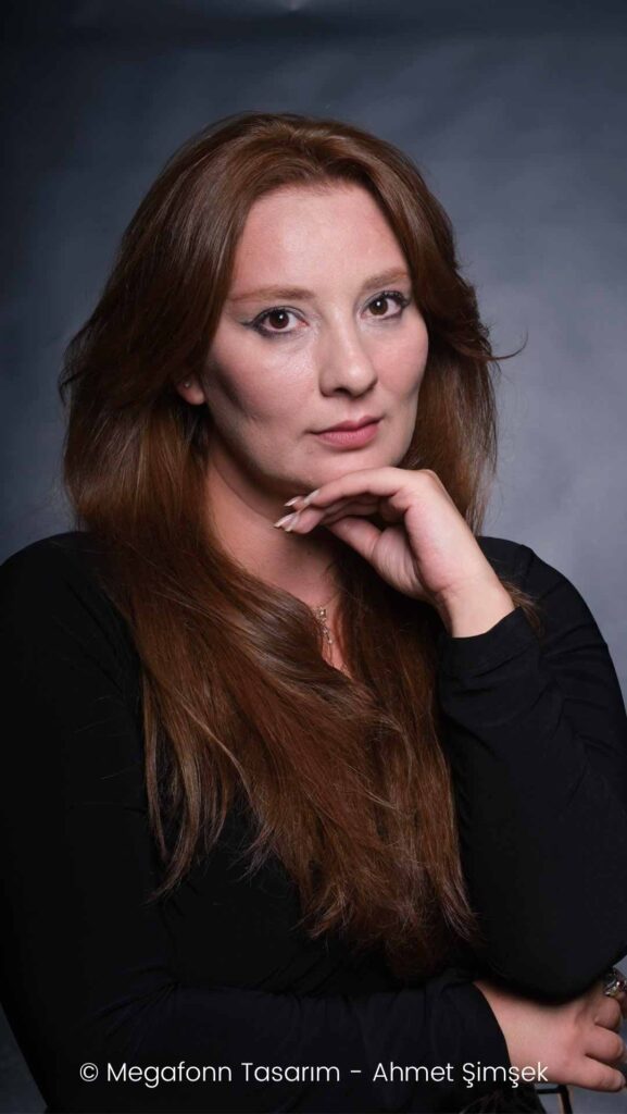 Yeşim U. Headshot Çekimi